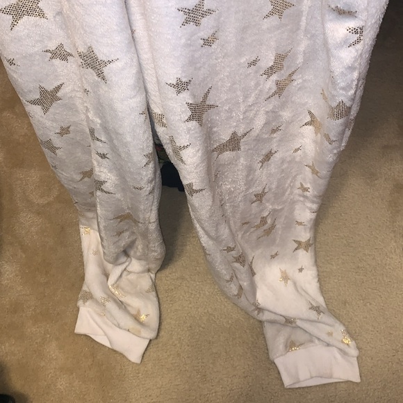 Unicorn onesie 🦄 - Picture 3 of 8